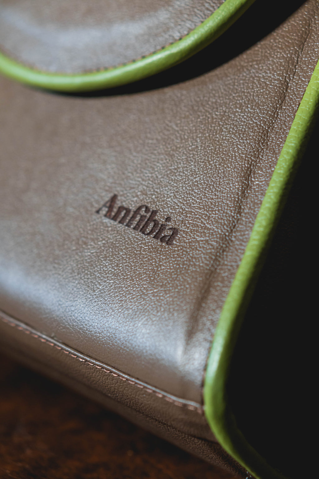 Auratus café moca con verde