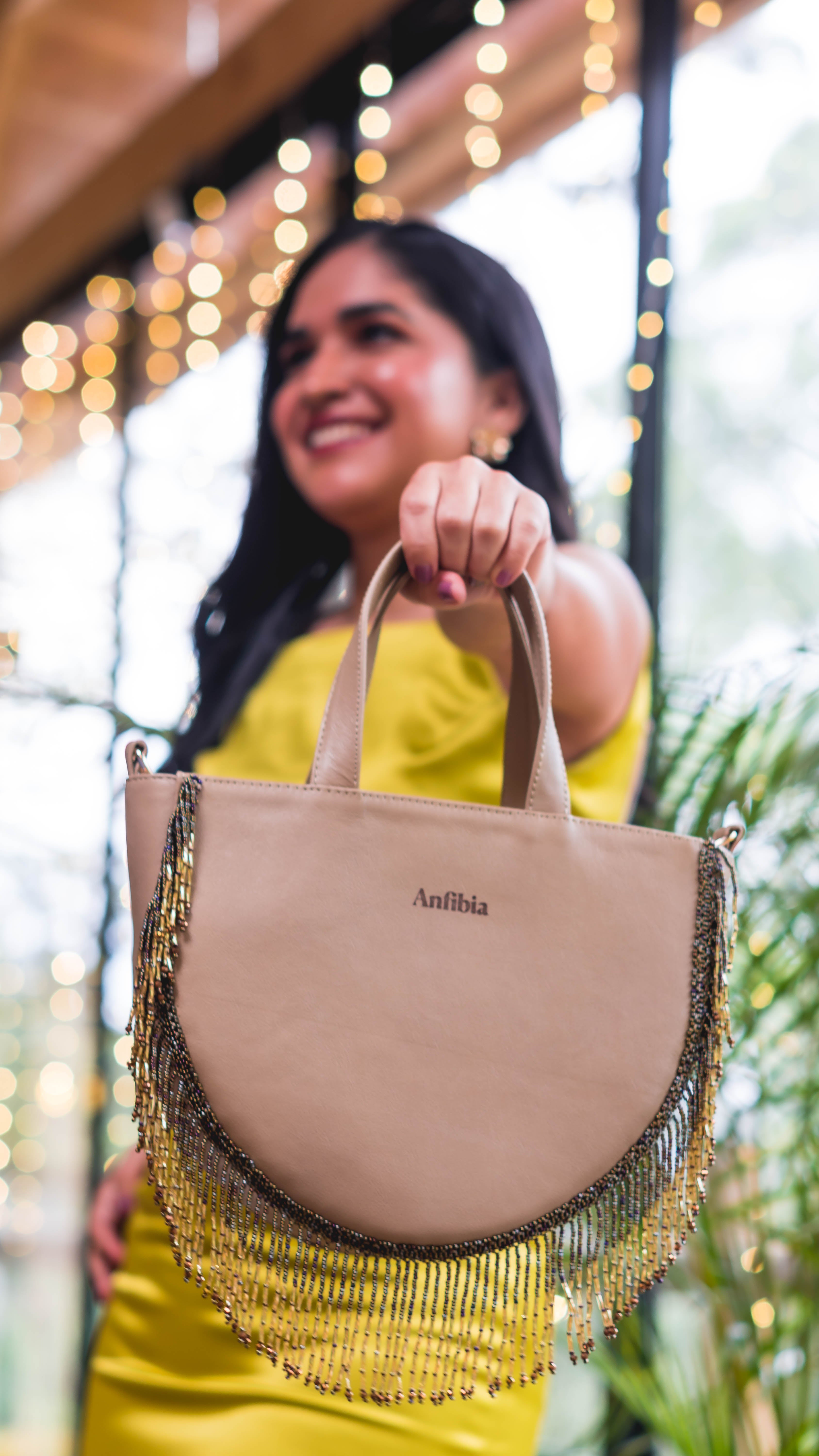 Tatayoi camel con café